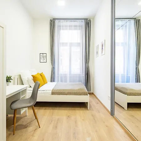 Apartment Cityscape Budget Kings Quarters Budapest
