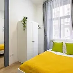아파트 Cityscape Budget Kings Quarters 부다페스트