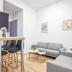 아파트 Cityscape Budget Kings Quarters *