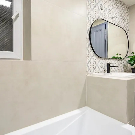 Cityscape Budget Kings Quarters Lejlighed